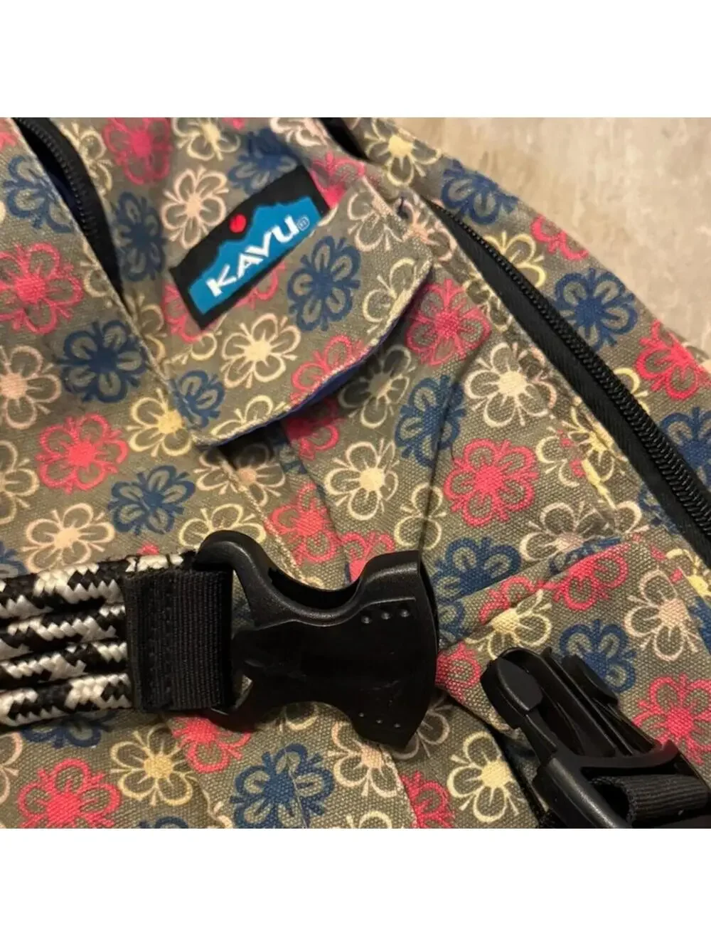 Kavu Rope Multicolor Daisy Doodle Floral Hippie Crossbody Sling Backpack Canvas